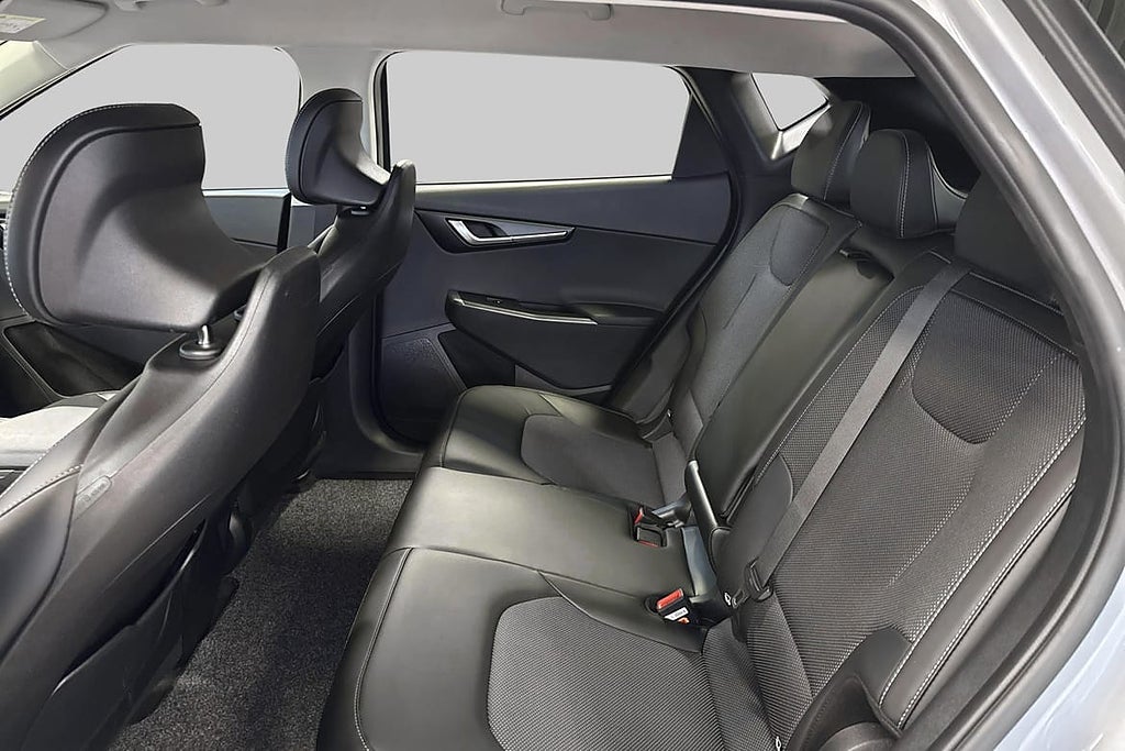 Kia EV6 Godkänd 4.99% I Backkamera I Adaptiv Farthållare I Minness... – bild 9