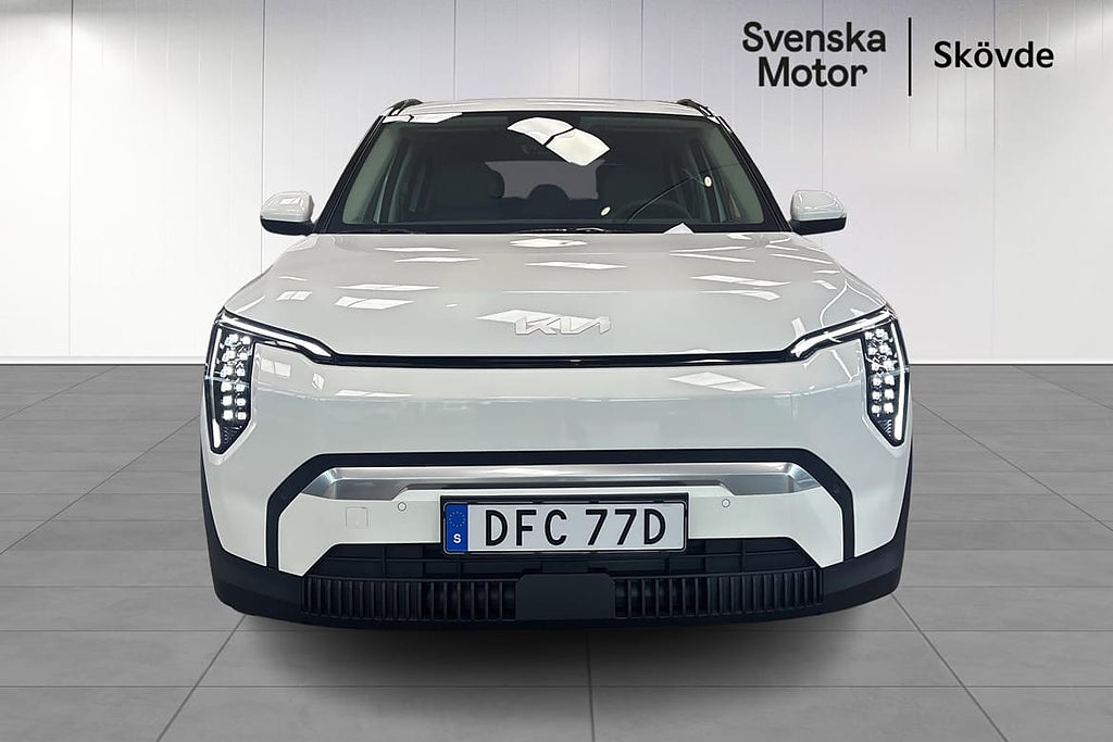 Kia EV3 Plus Long Range FWD Godkänd – bild 2