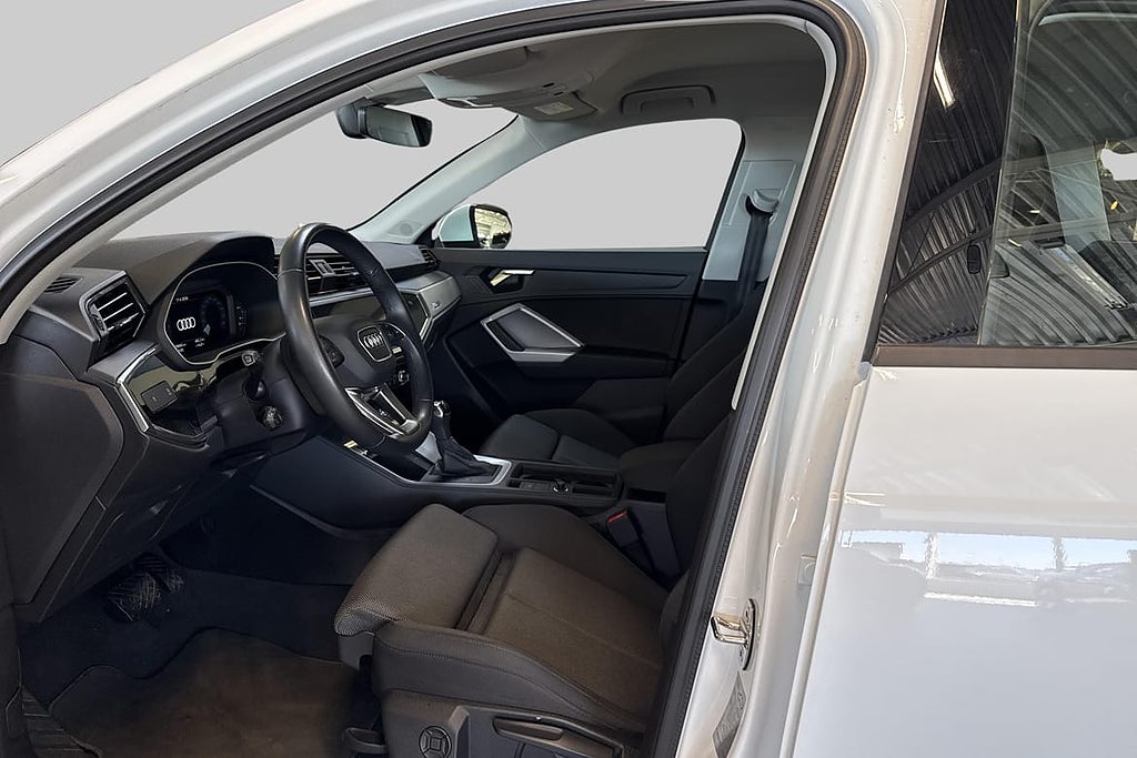 Audi Q3 35 TFSI – bild 8
