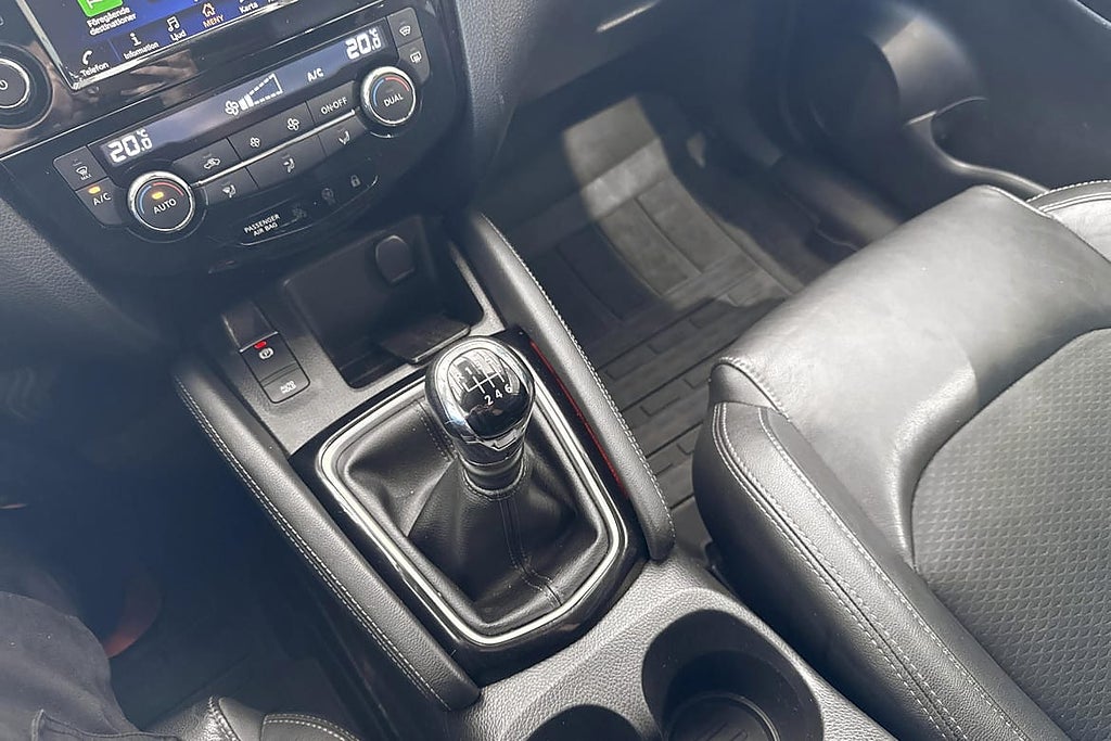 Nissan Qashqai I 360° kamera I Dragkrok I Vinterhjul – bild 11