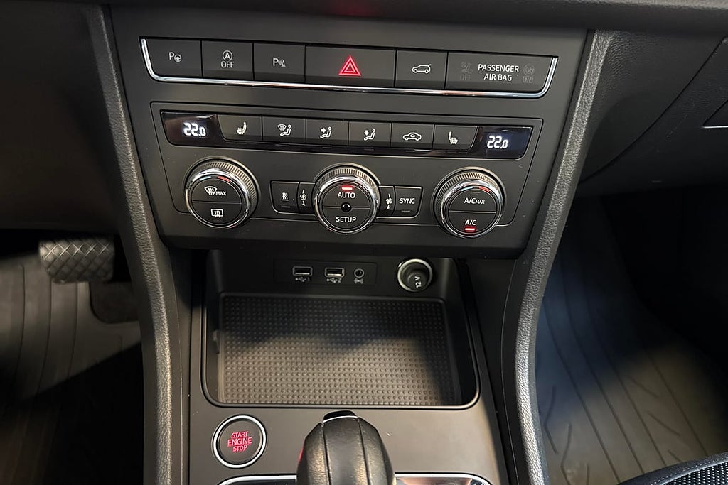 Seat Ateca Drag / Keyless / P-värme / Automat – bild 19
