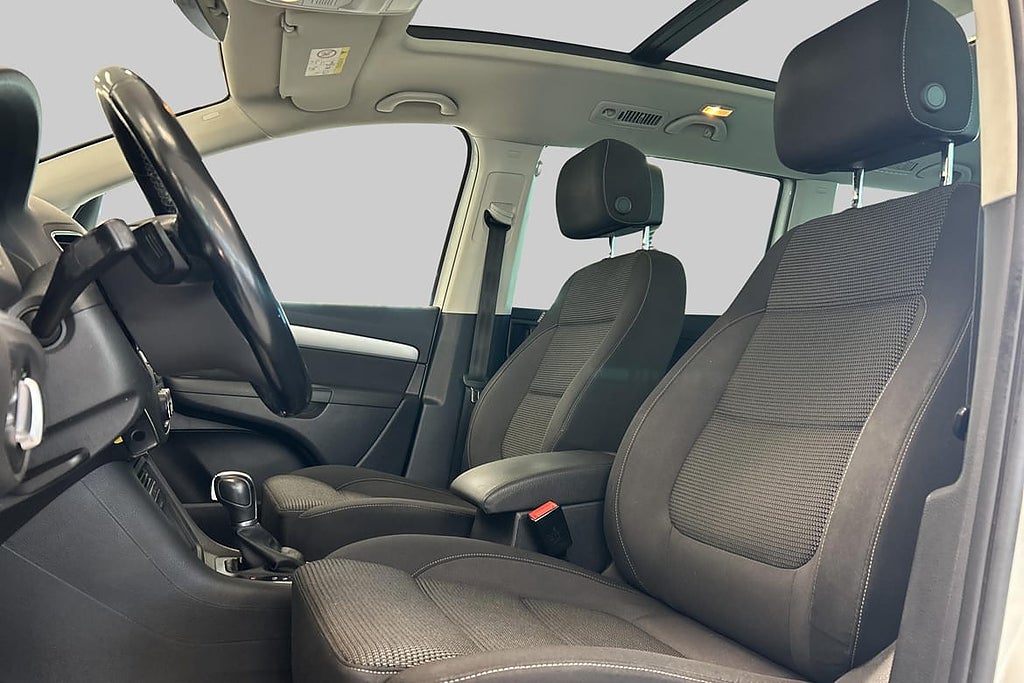 Volkswagen Sharan 7-seater – Base I Drag I Värmare I Back... – bild 6
