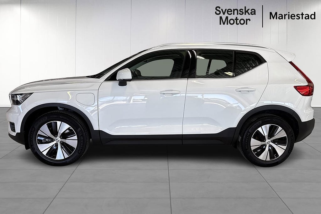 Volvo XC40 Recharge T4 Incription Exp. Drag / VOC / Sätes... – bild 3