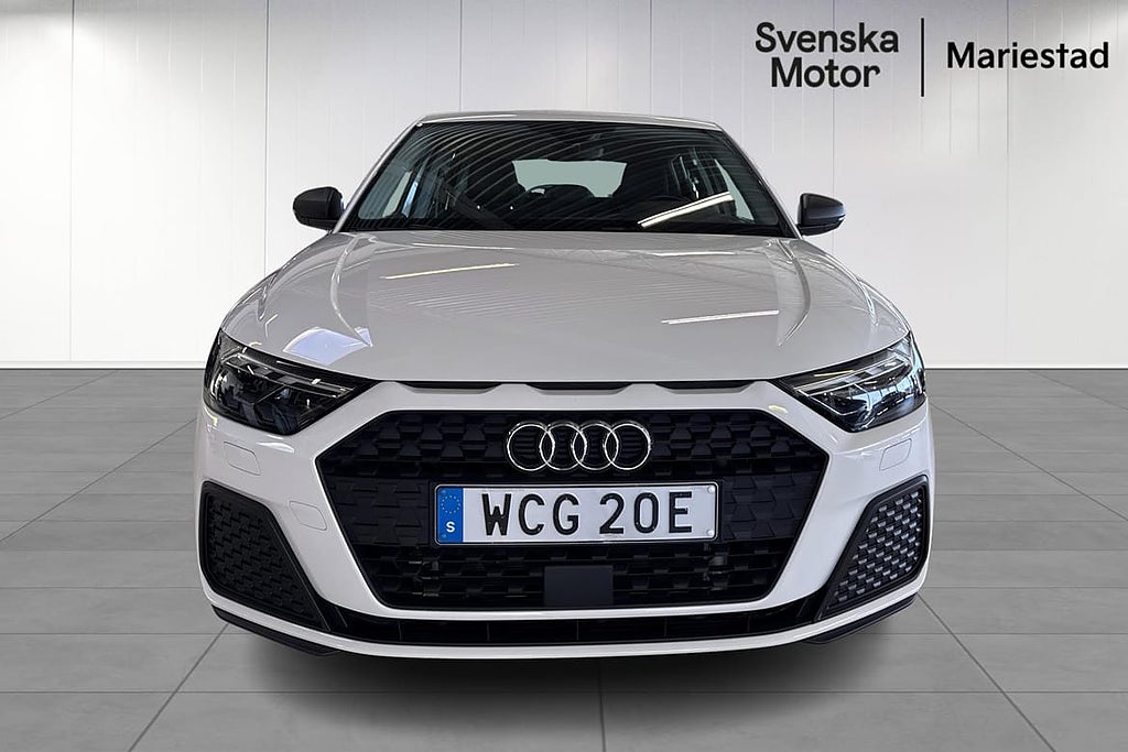 Audi A1 Sportback 30 TFSI AUT Proline / Cockpit / Farthål... – bild 2