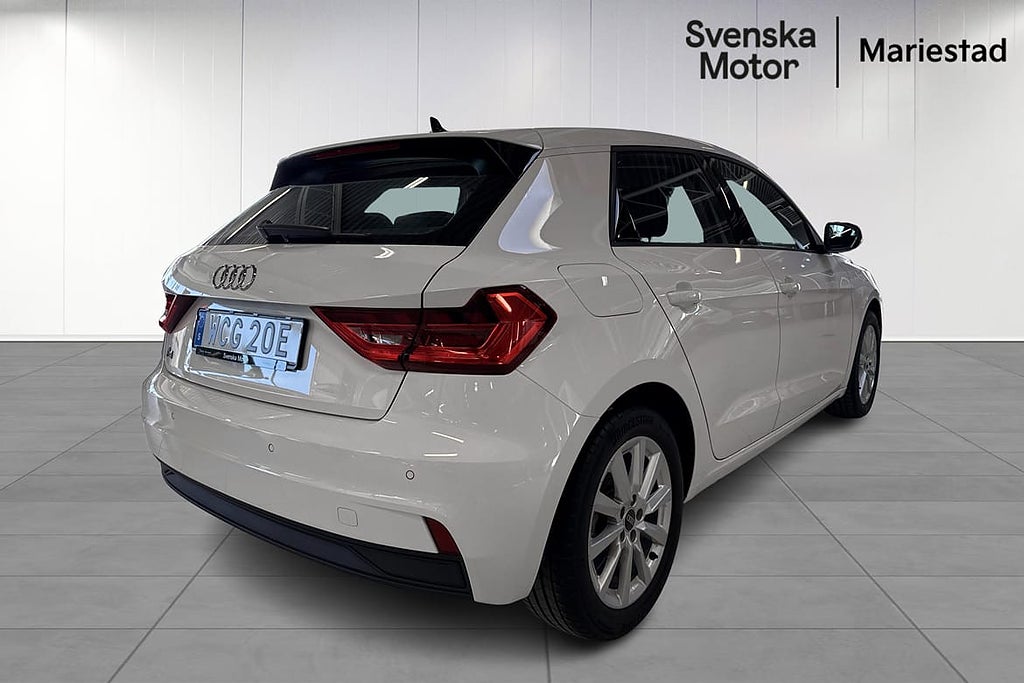 Audi A1 Sportback 30 TFSI AUT Proline / Cockpit / Farthål... – bild 4