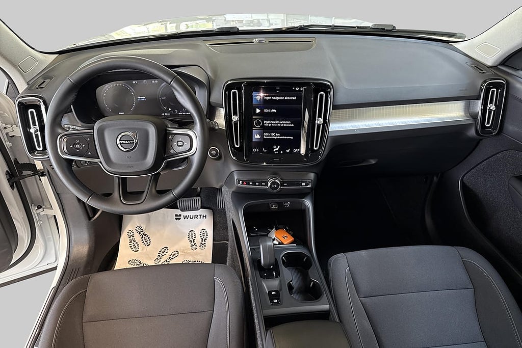 Volvo XC40 Recharge T4 Incription Exp. Drag / VOC / Sätes... – bild 10
