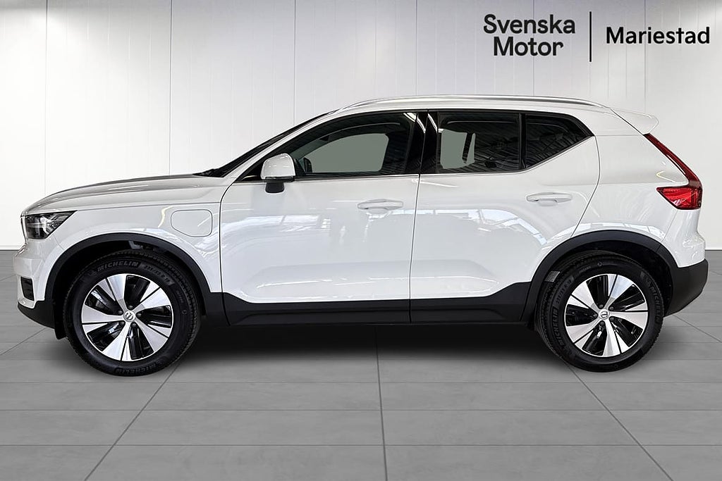 Volvo XC40 Recharge T4 Incription Exp. Drag / VOC / Sätes... – bild 3