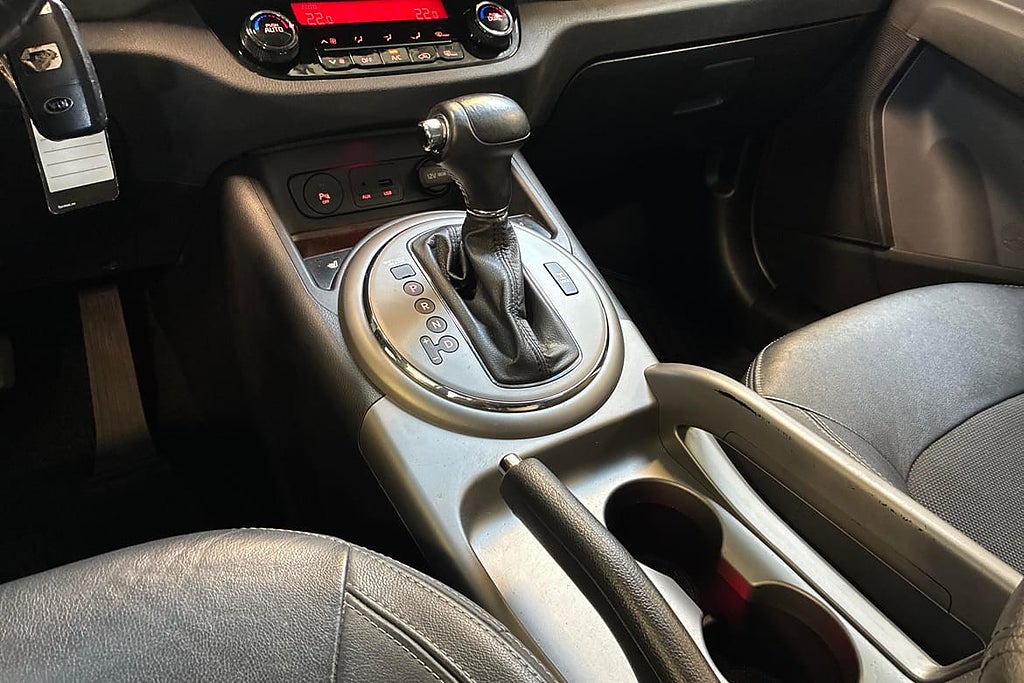 Kia Sportage AWD / Dragkrok – bild 13