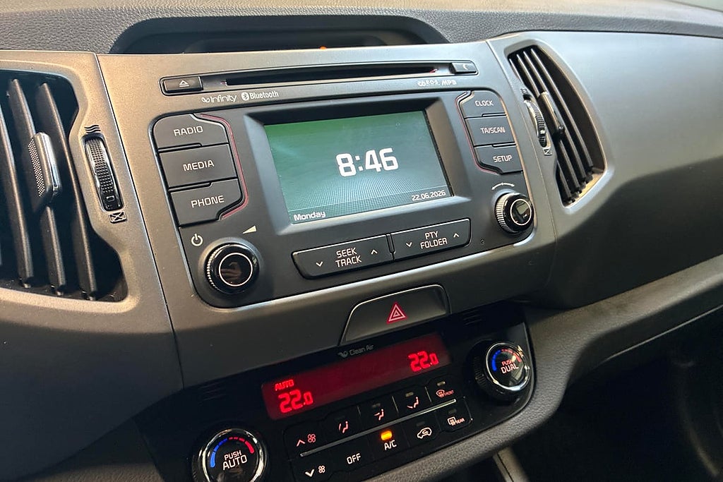 Kia Sportage AWD / Dragkrok – bild 14