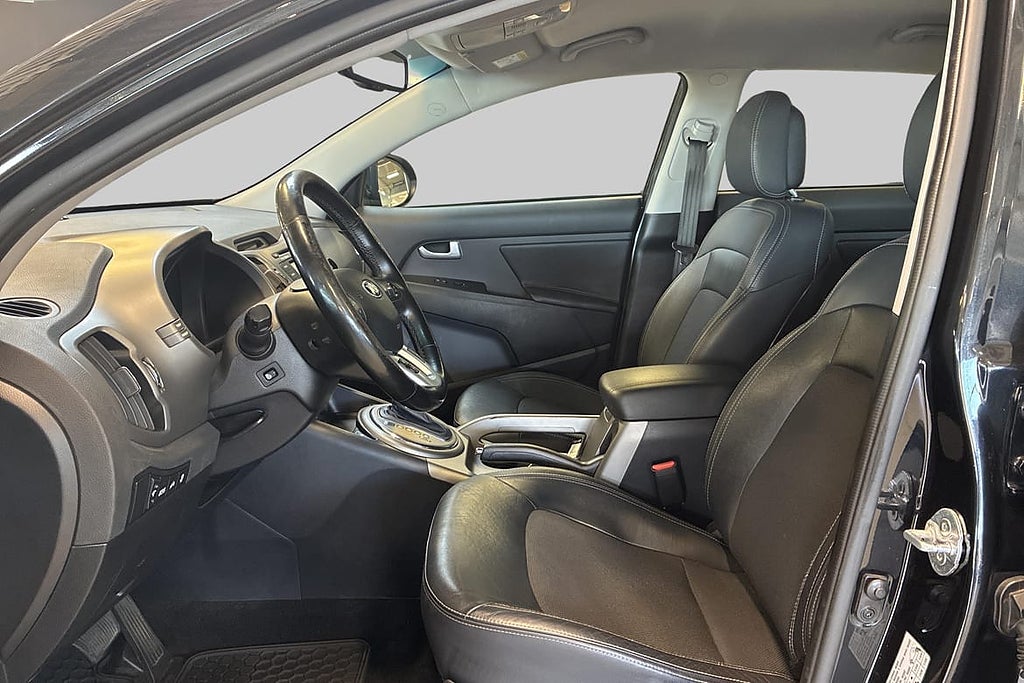Kia Sportage AWD / Dragkrok – bild 8