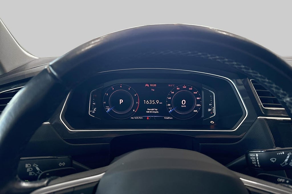 Volkswagen Tiguan Automat 150 hk I Dragkrok I Vinterhjul... – bild 10