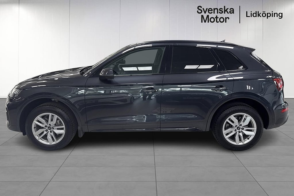 Audi Q5 40 TDI quattro S Tronic I Värmare I Drag I MOMS – bild 2