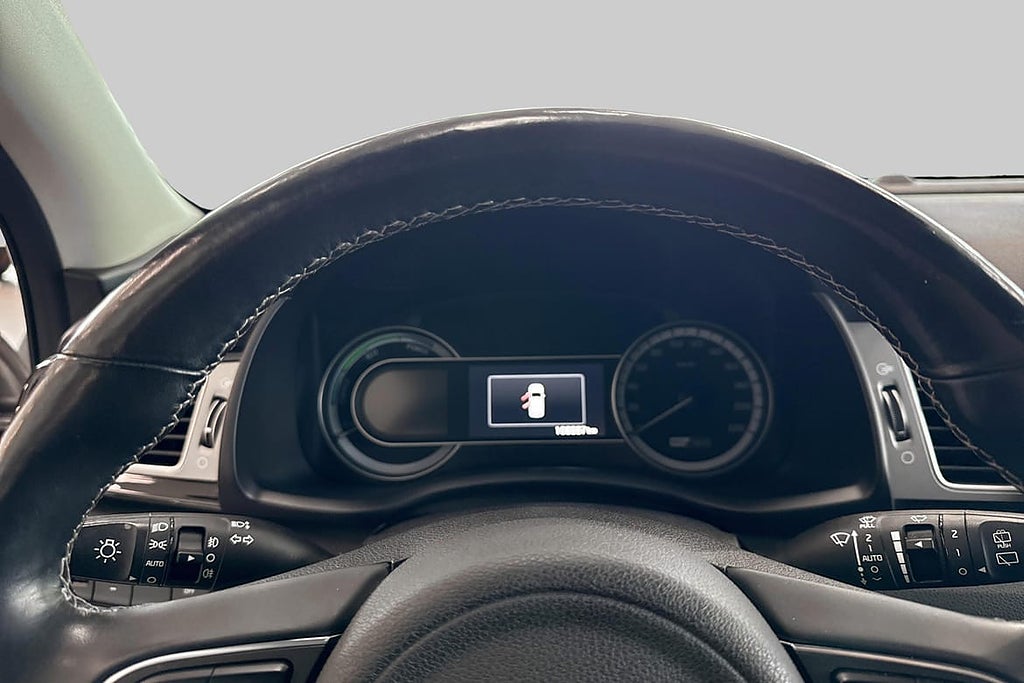 Kia Niro Advance Plus | 2017 | 10 890 mil | Välutrustad,... – bild 9