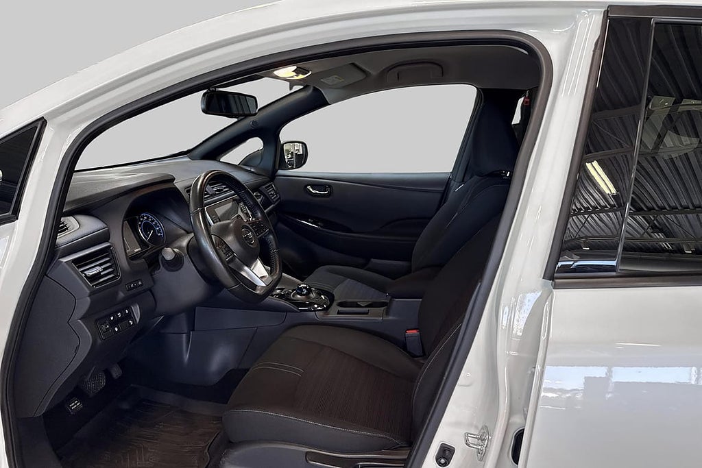 Nissan Leaf 62 kWh N-Connecta / 360-kamera / Adaptiv Fart... – bild 8