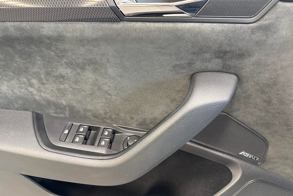 Skoda Superb 2.0 TDI 4x4 SportLine Business Edition | Pan... – bild 16