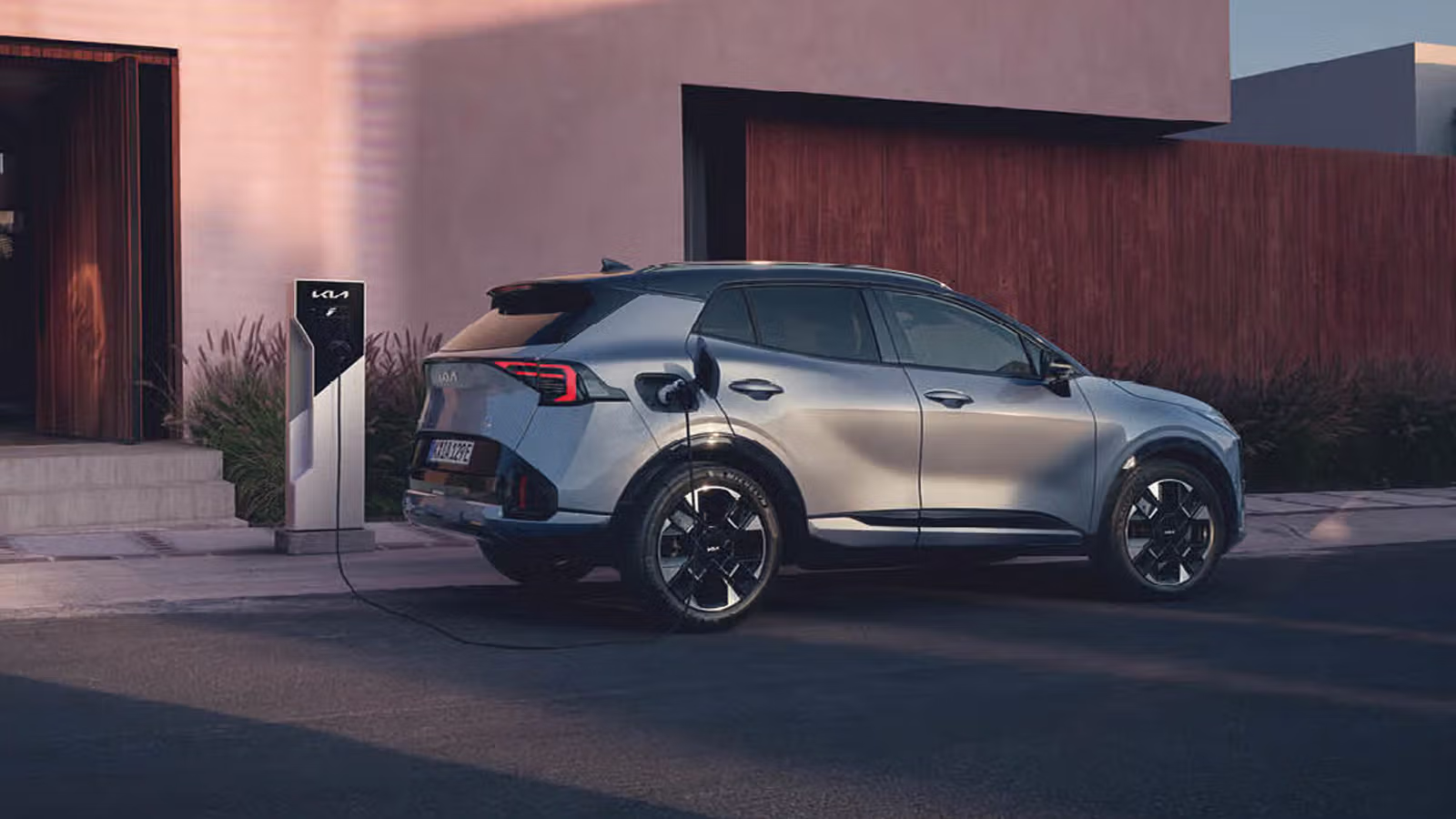 Kia Sportage laddhybrid SUV upp till 70 km räckvidd