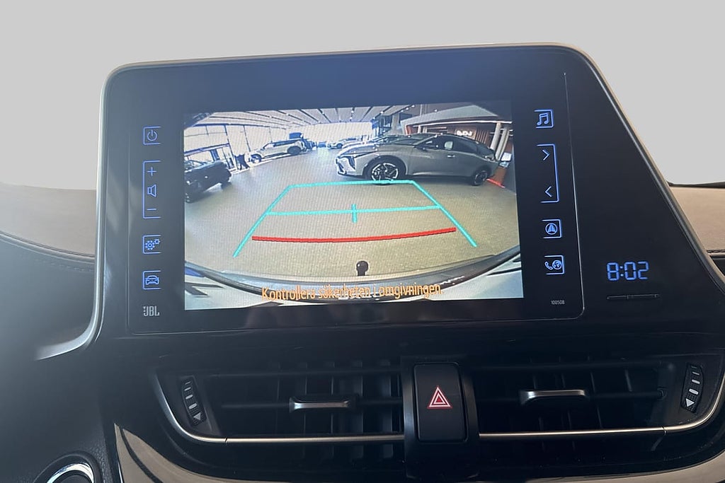 Toyota C-HR Executive I Dragkrok I Fyrhjulsdrift I Nybesi... – bild 17
