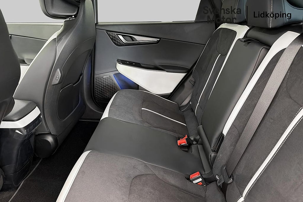 Kia EV6 AWD GT-Line 20 tum fälgar och Panoramaglastak / L... – bild 17