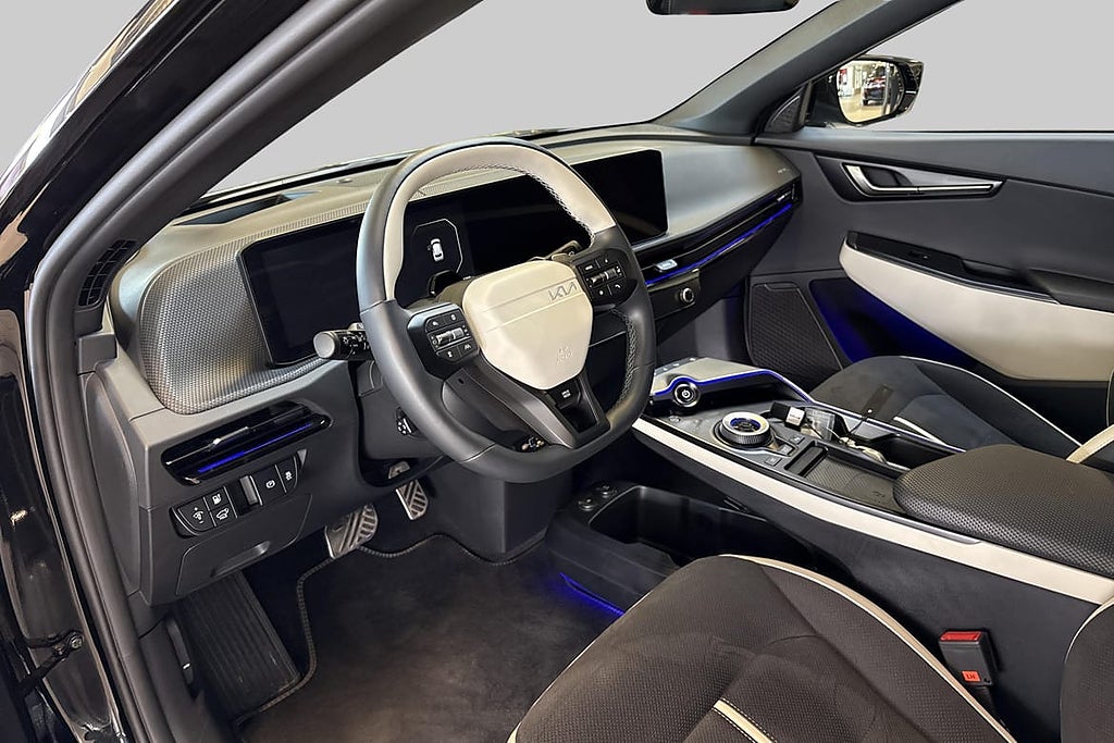 Kia EV6 GT-Line AWD 20tum och Sollucka / 360-kamera / Mer... – bild 9