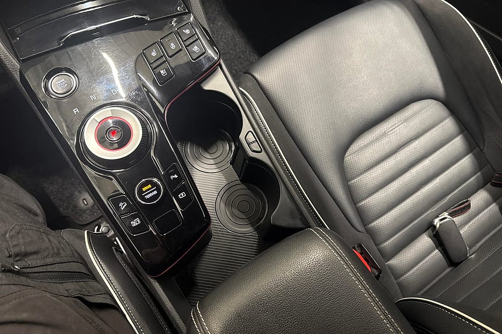 Kia Sportage GT - Line I Dragkrok I 360°-kamera I Nyserva... – bild 11
