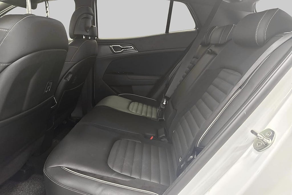 Kia Sportage GT - Line I Dragkrok I 360°-kamera I Nyserva... – bild 18