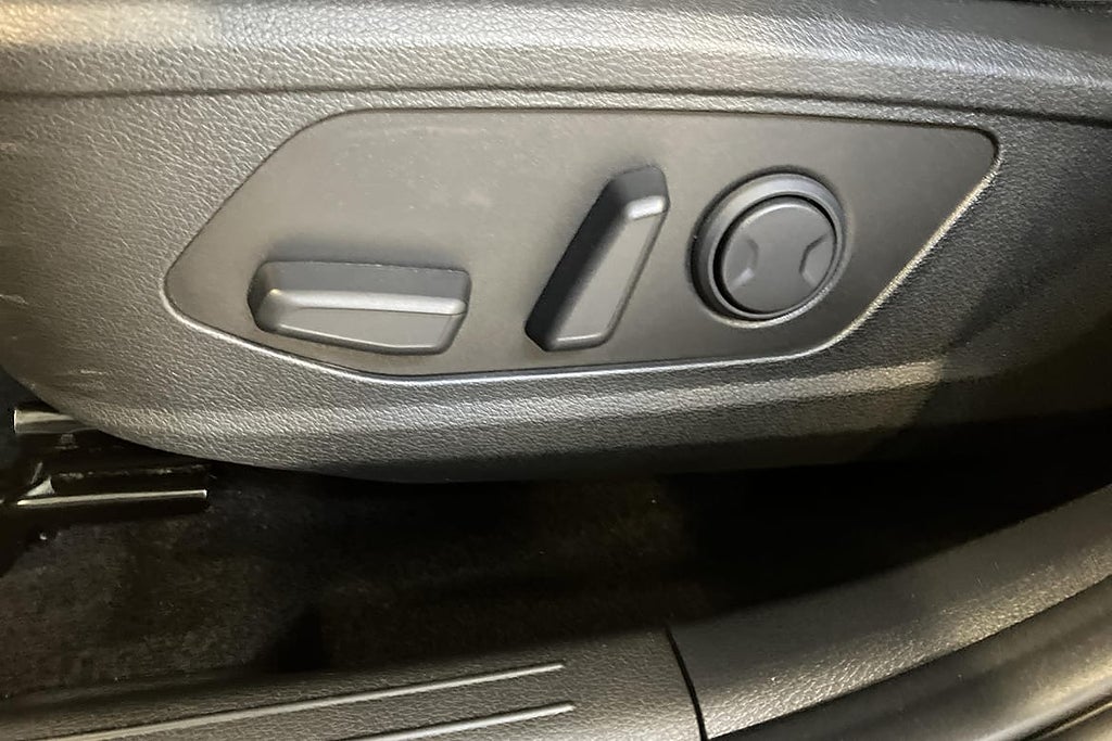 Kia Sportage PHEV AWD / Godkänd / HK / 360-KAMERA / Adapt... – bild 18