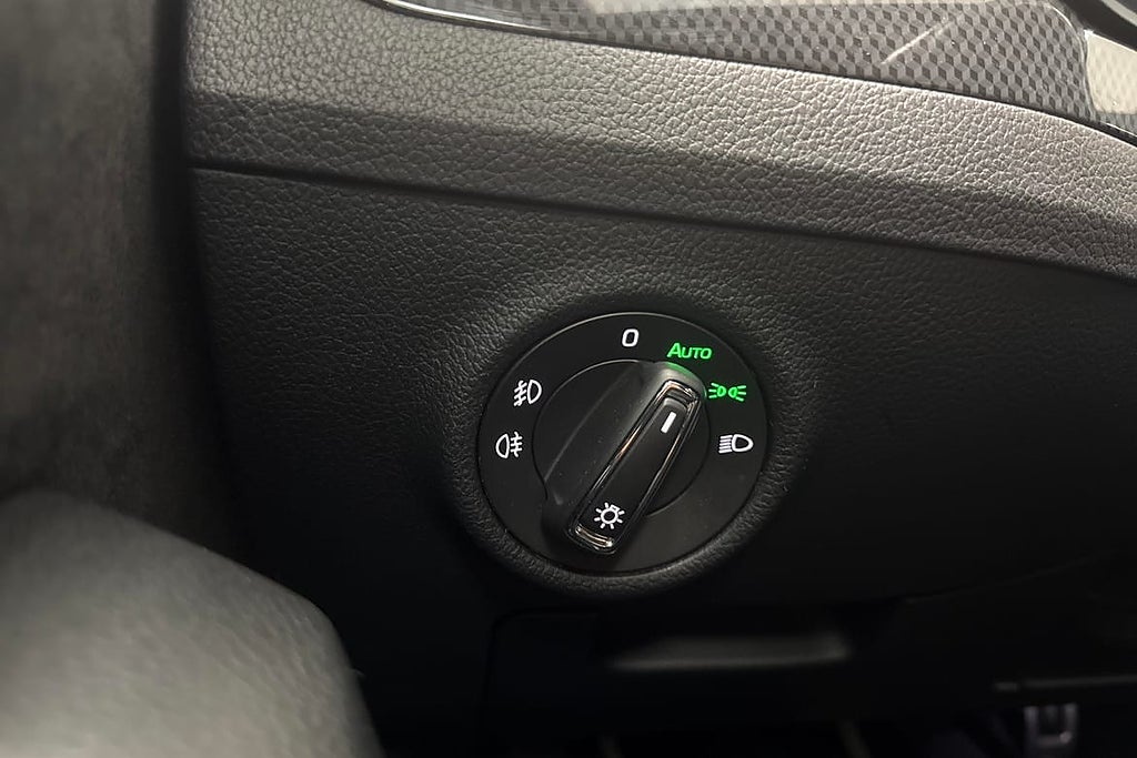 Skoda Superb 2.0 TDI 4x4 SCR DSG Sportline I Backkamera I... – bild 12
