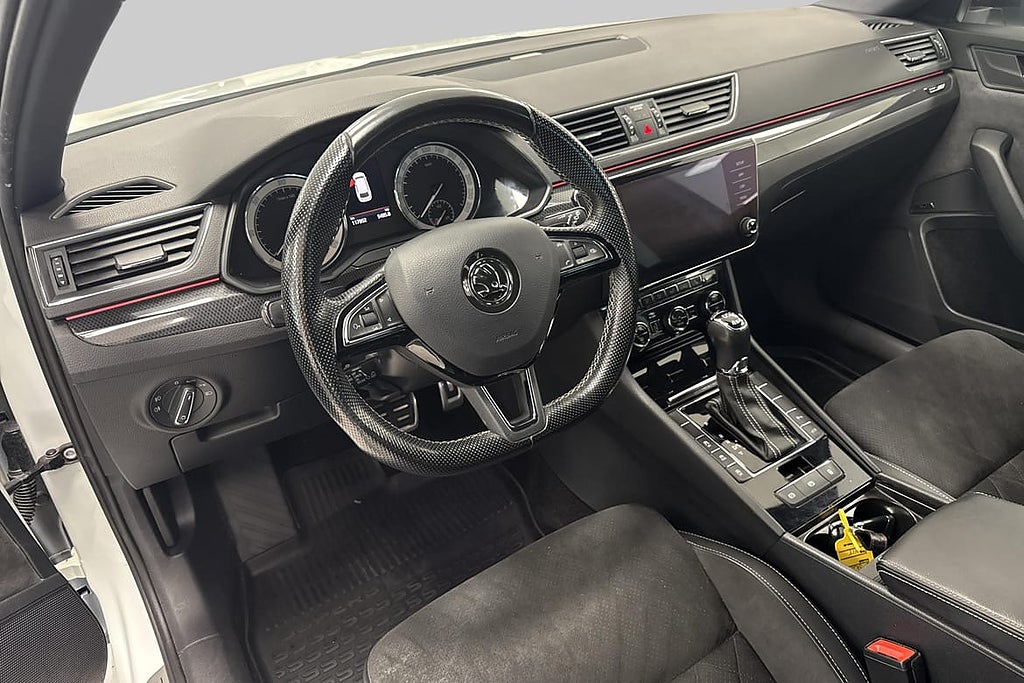 Skoda Superb 2.0 TDI 4x4 SCR DSG Sportline I Backkamera I... – bild 9