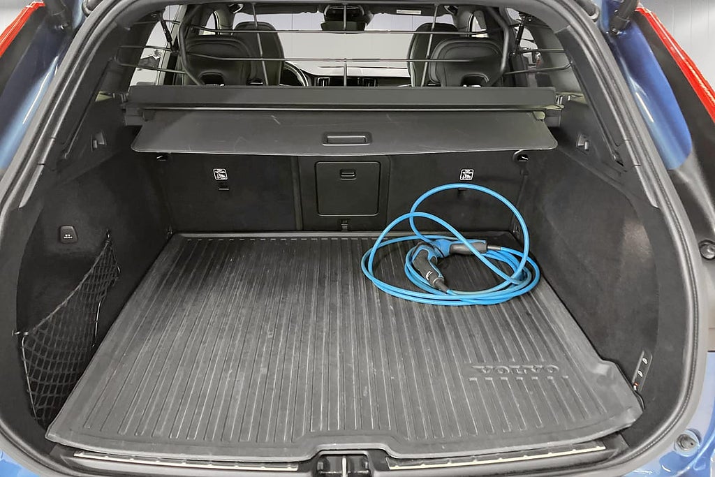 Volvo XC60 Recharge T8 AWD R-Design / Luft / HUD / Nappa... – bild 6