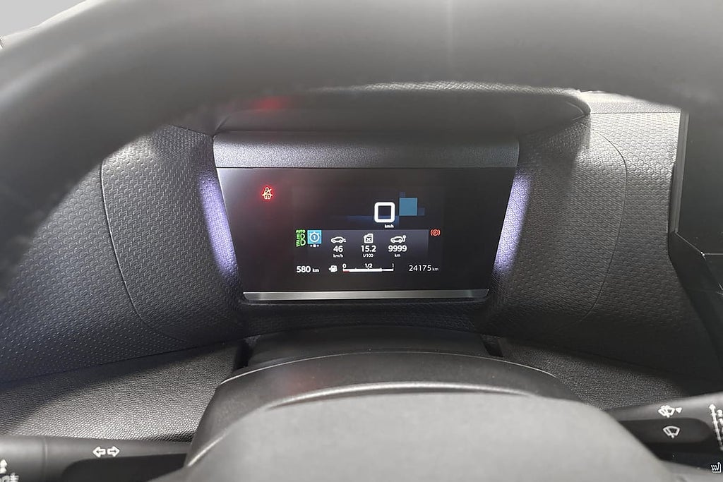 Citroën C4 2022 – Endast 2 417 mil Sommar & Vinterdäck – bild 10