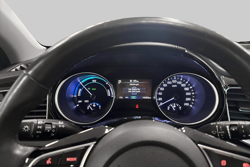Kia Ceed Advance – 2024 | 1 645 mil | Sommar & vinterhjul... – bild 10