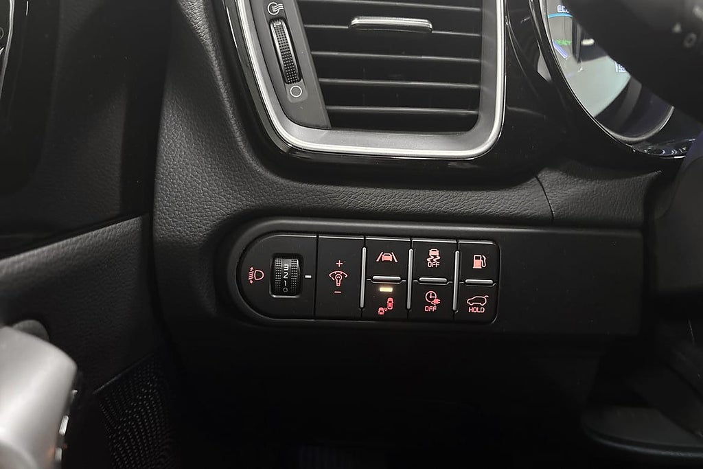 Kia Ceed Advance – 2024 | 1 645 mil | Sommar & vinterhjul... – bild 19