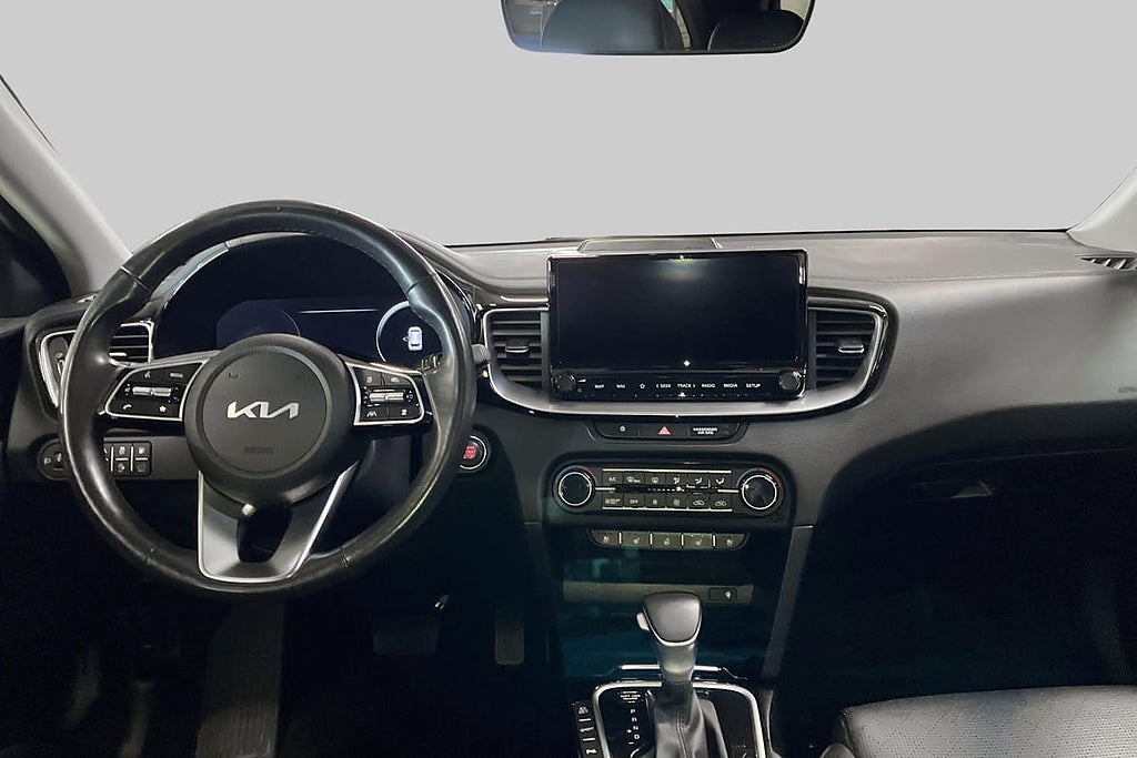 Kia Ceed PHEV / ADVANCE PLUS / Adaptiv farthållare / Vent... – bild 10
