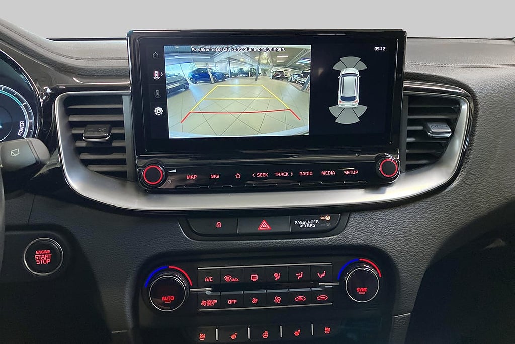 Kia Ceed PHEV / ADVANCE PLUS / Adaptiv farthållare / Vent... – bild 16