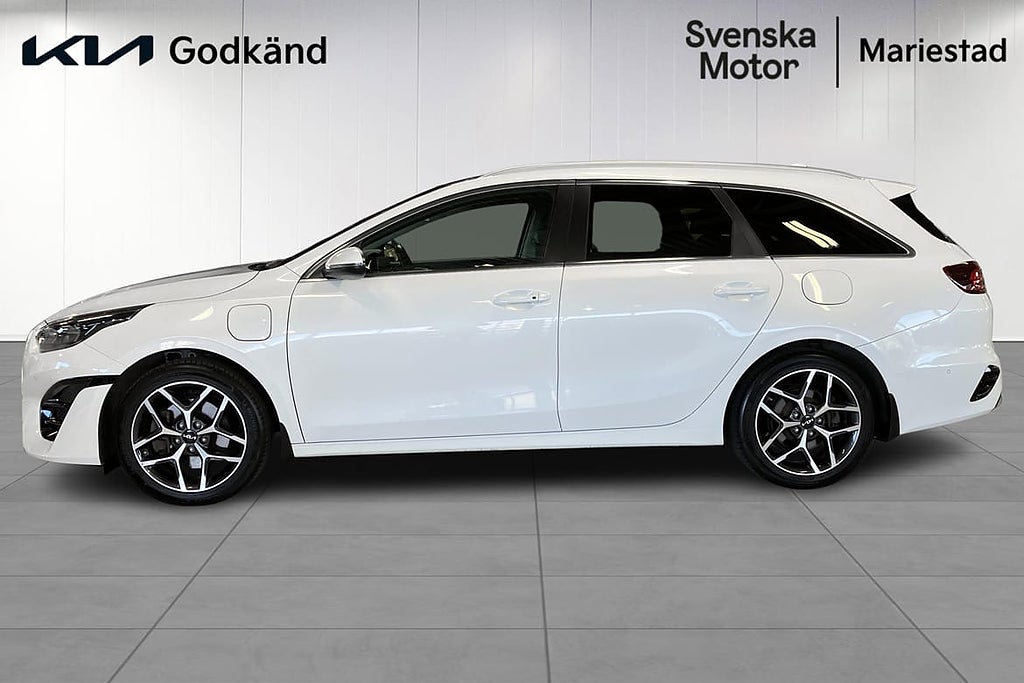 Kia Ceed PHEV / ADVANCE PLUS / Adaptiv farthållare / Vent... – bild 3