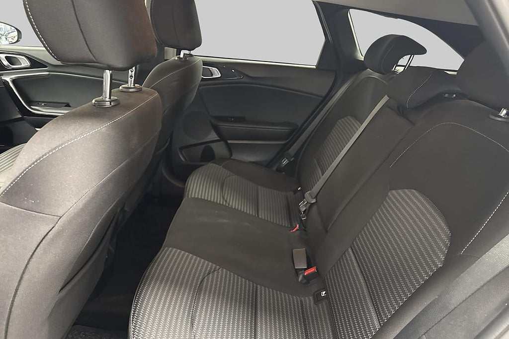 Kia Ceed Sportswagon PHEV Advance I Backkamera I Navi I C... – bild 7