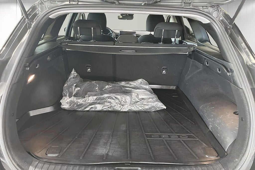 Kia Ceed SW PHEV ADVANCE / DRAG / BACKKAMERA / ADAPTIV FA... – bild 6