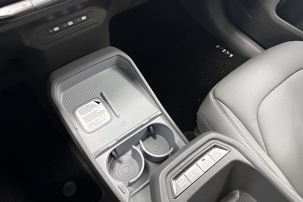 Kia EV3 Plus Long Range / Lagerbil för snabb leverans – bild 10