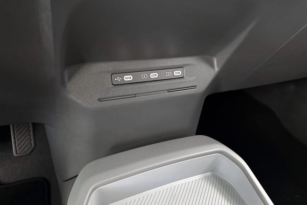 Kia EV3 Plus Long Range / Lagerbil för snabb leverans – bild 19