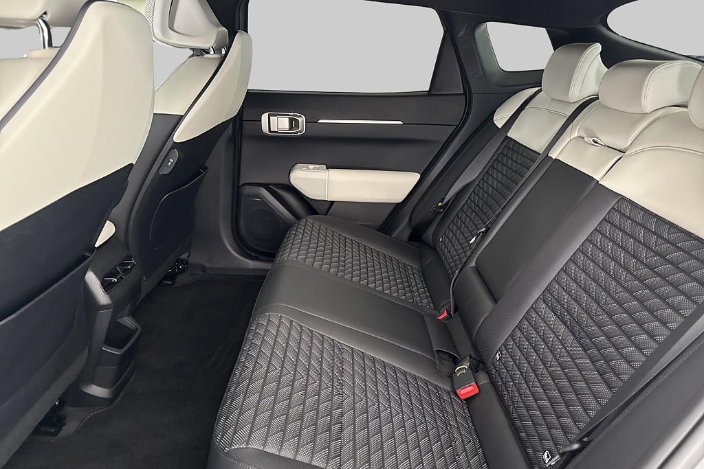 Kia EV4 Long Range Fastback GT-Line I HUD I Sollucka I H/K – bild 9