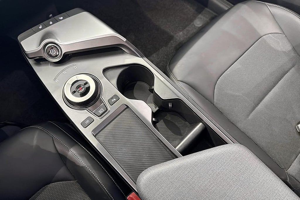 Kia EV6 Avtagbar dragkrok I Värmepump I Backkamera I – bild 12