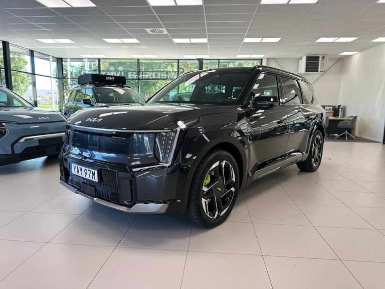Kia EV9 GT AWD GT 509hk 7-sits I Pano I MOMS I Låga mil