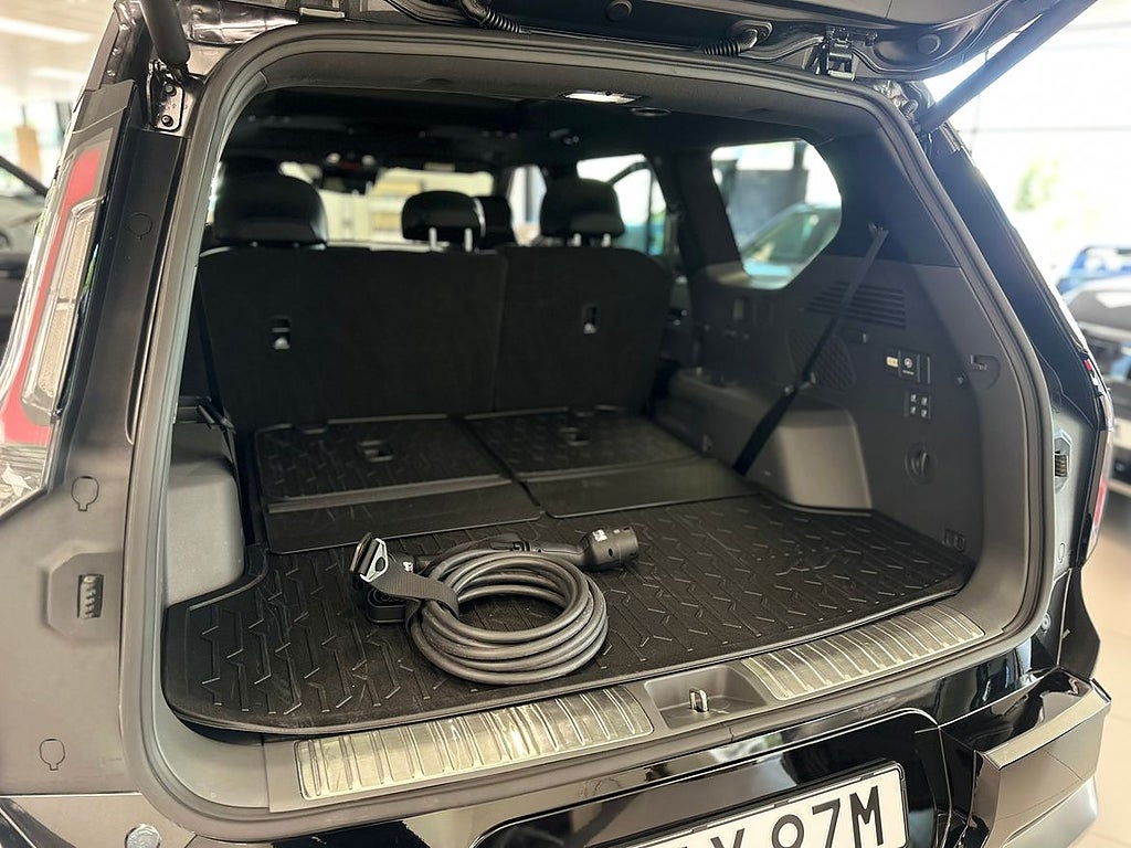 Kia EV9 GT AWD GT 509hk 7-sits I Pano I MOMS I Låga mil – bild 16