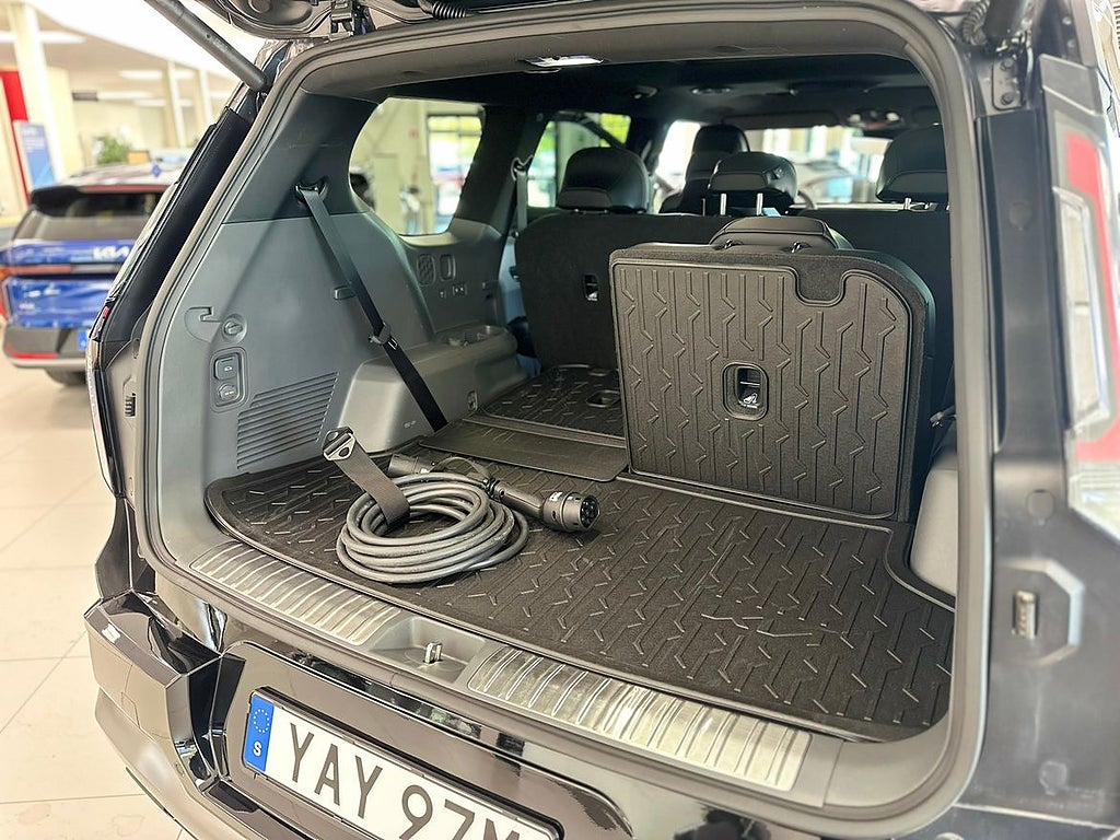 Kia EV9 GT AWD GT 509hk 7-sits I Pano I MOMS I Låga mil – bild 17