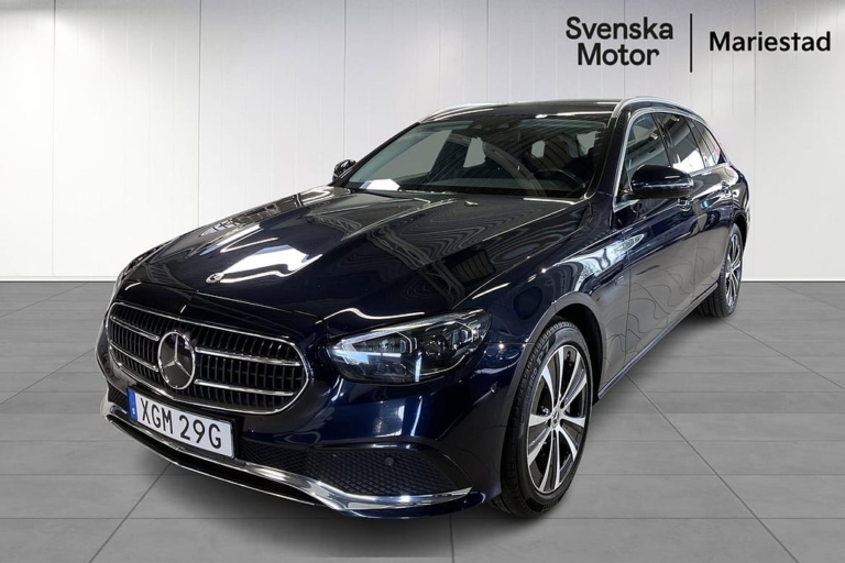 Mercedes-Benz E 300 T de Avantgarde / Laddhybrid / Backka...