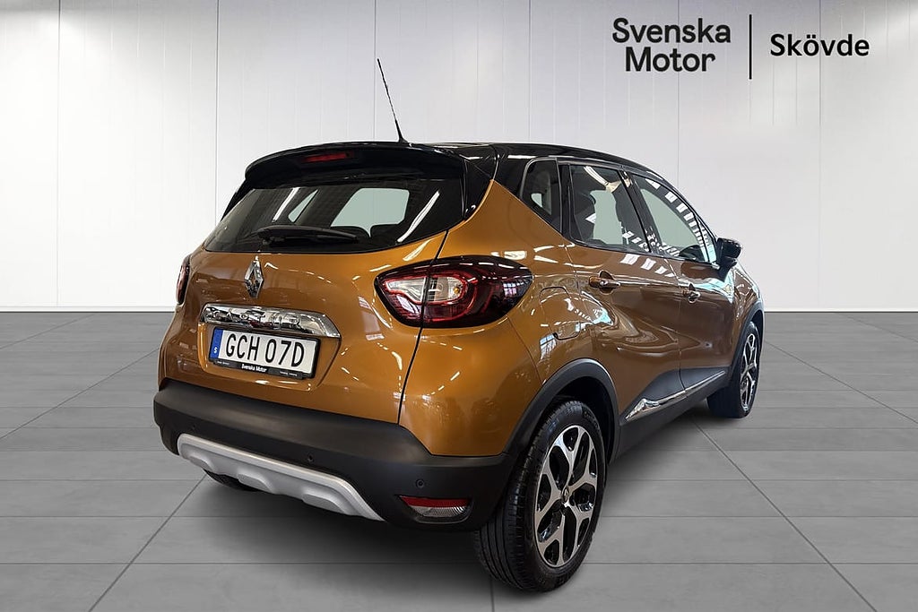Renault Captur TCe 1,3 liters 150 EDC – 2019 – Endast 4 1... – bild 4