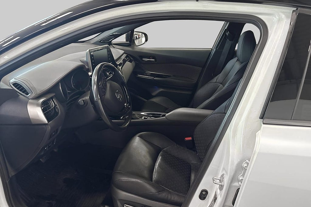 Toyota C-HR Executive | Hybrid | Automat | 14 529 mil | L... – bild 6