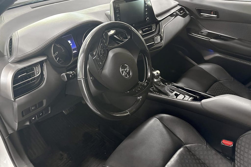 Toyota C-HR Executive | Hybrid | Automat | 14 529 mil | L... – bild 7