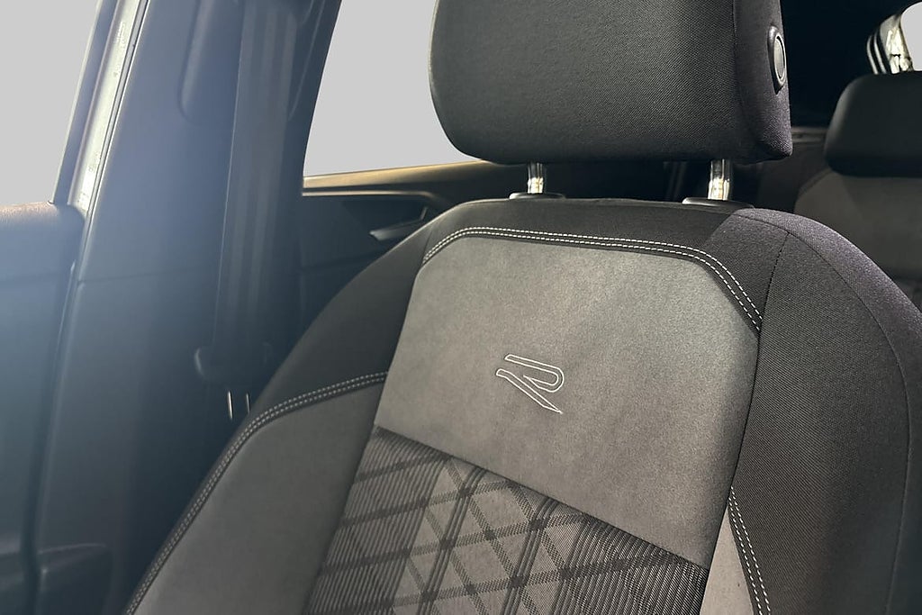 Volkswagen Taigo R-Line 2025 – Sportig och välutrustad – bild 13