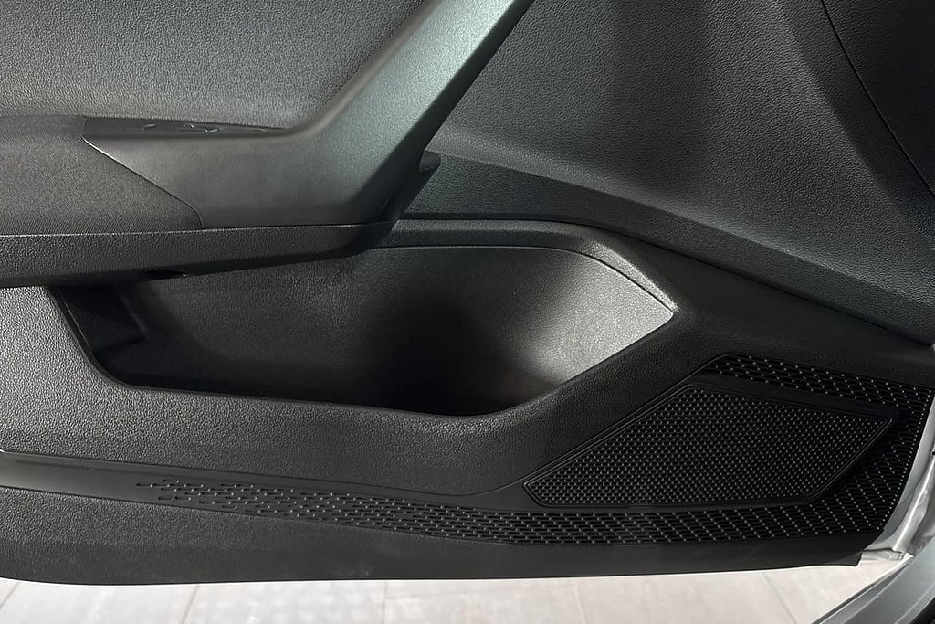 Volkswagen Taigo R-Line 2025 – Sportig och välutrustad – bild 17